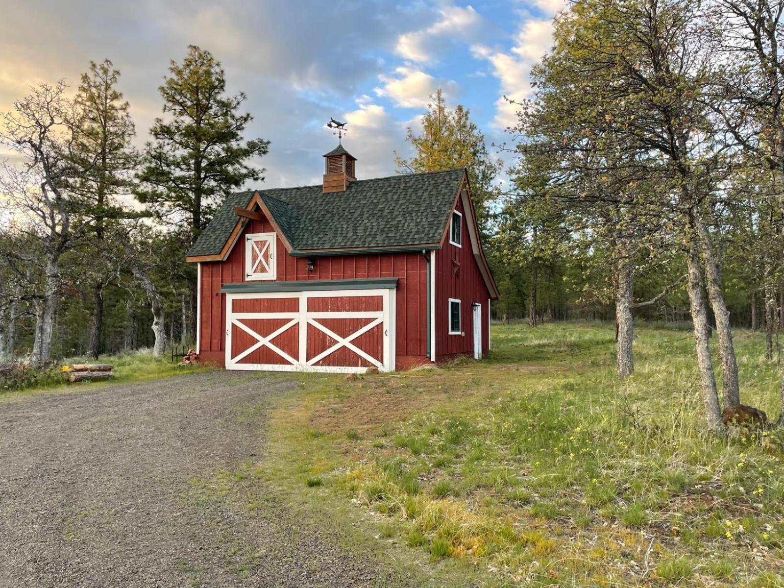 Treehouse Ranch Hotel Goldendale Exterior photo