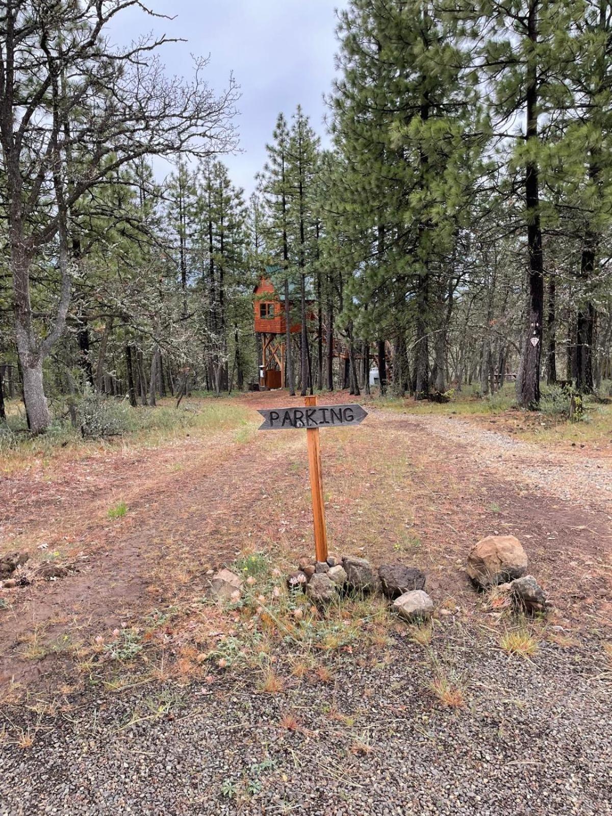 Treehouse Ranch Hotel Goldendale Exterior photo